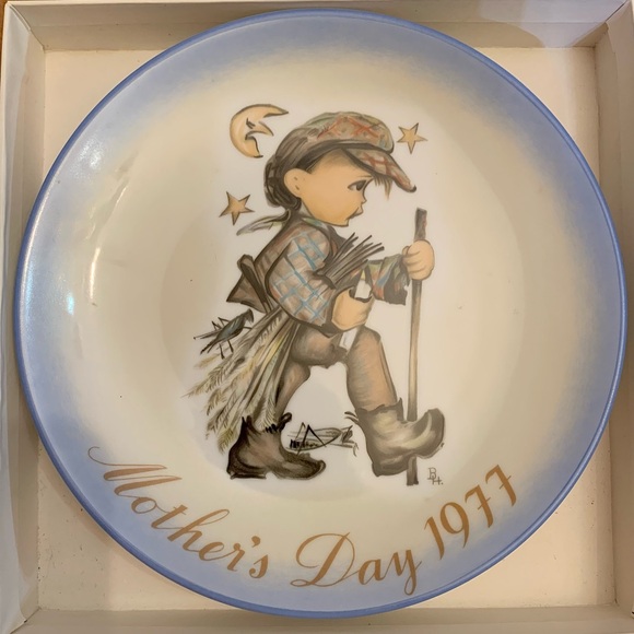 Schmid Limited Edition Collector Plate "The 1977 Mother's Day Plate" w/ Box - Picture 3 of 6